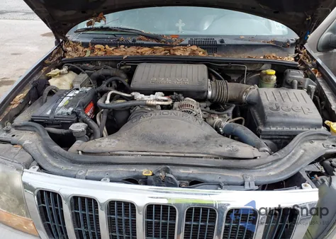 2000 Jeep Grand Cherokee Laredo from USA, damaged, VIN 1J4GW48N2YC187623